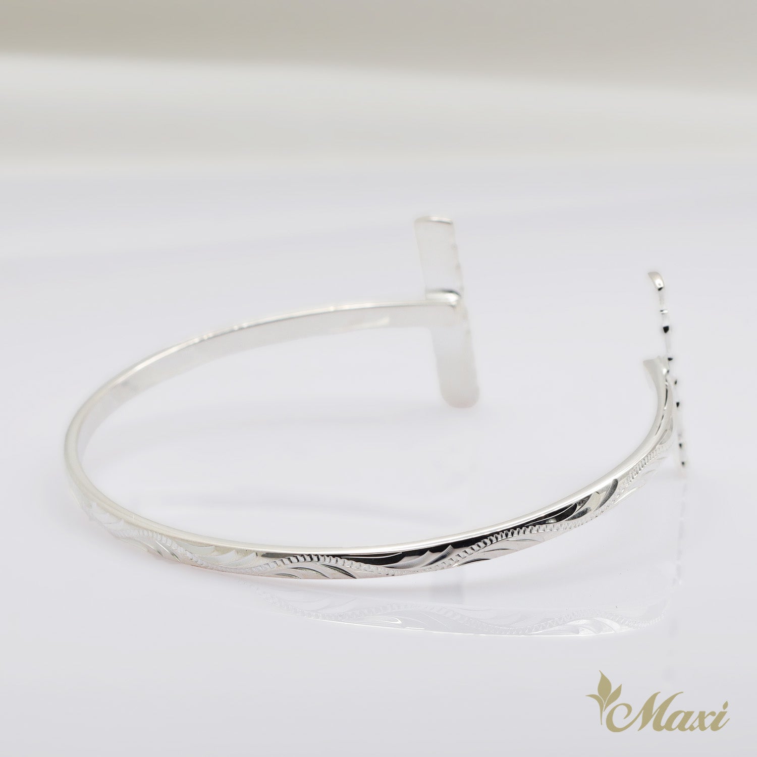 Brenda x Maxi / Open Bangle Bracelet with Hawaiian Heritage Pattern [Silver 925]