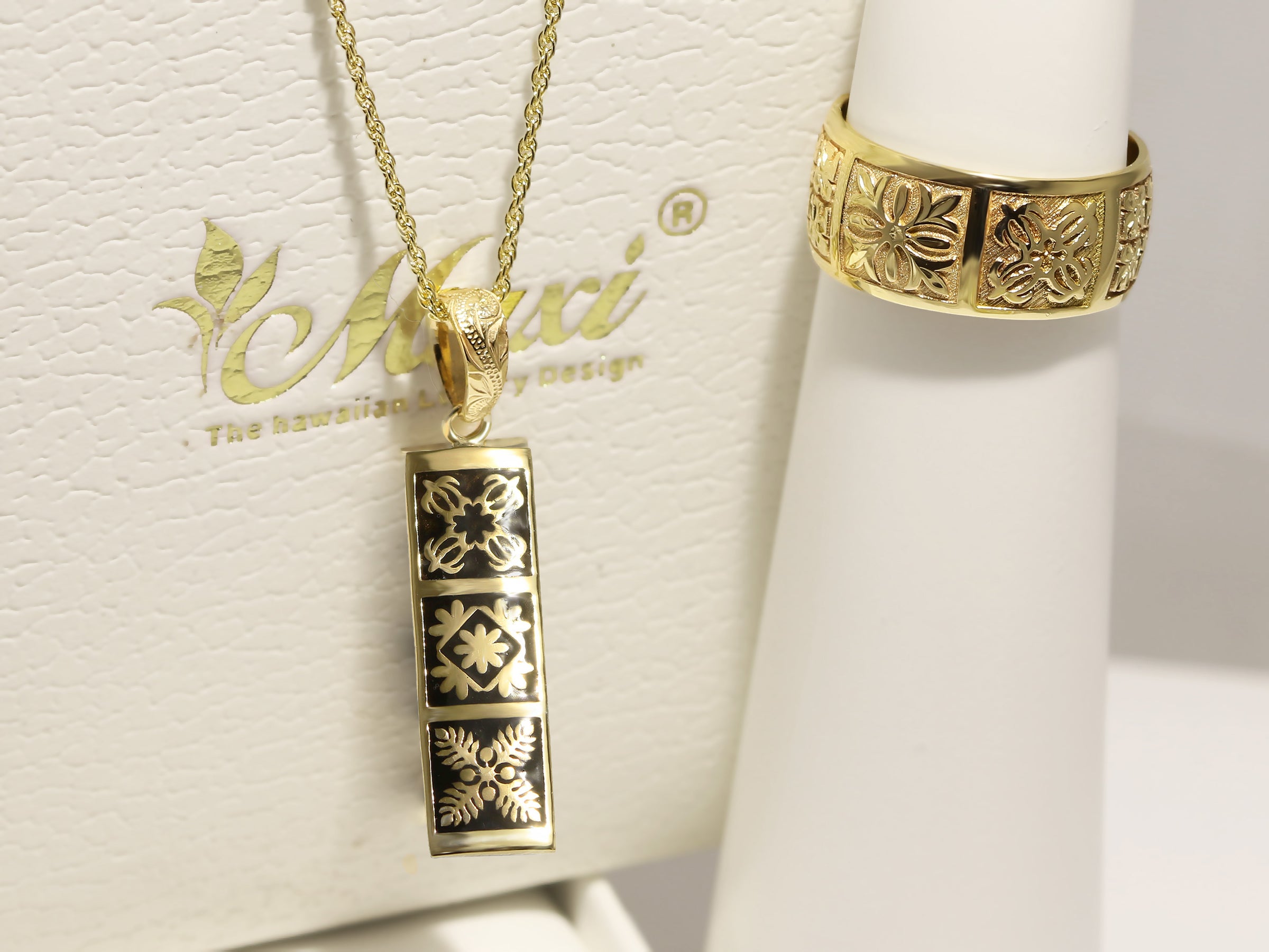 Hawaiian Quilt Ring [14K/18K Gold]