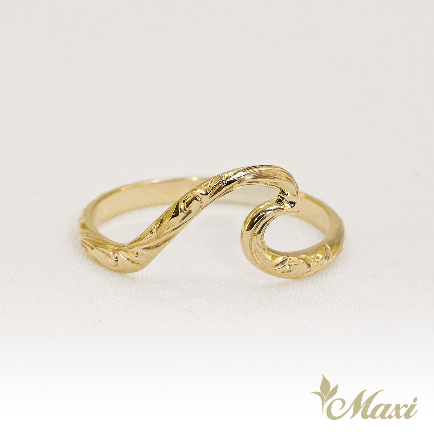 Large Nalu Wave Ring [14K/18K Gold]