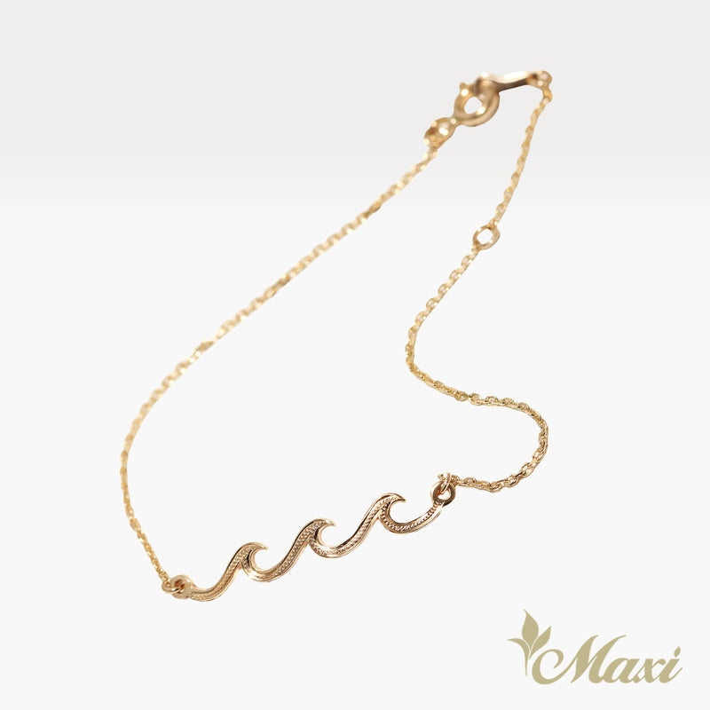 Triple Nalu Wave Bracelet [14K Gold]