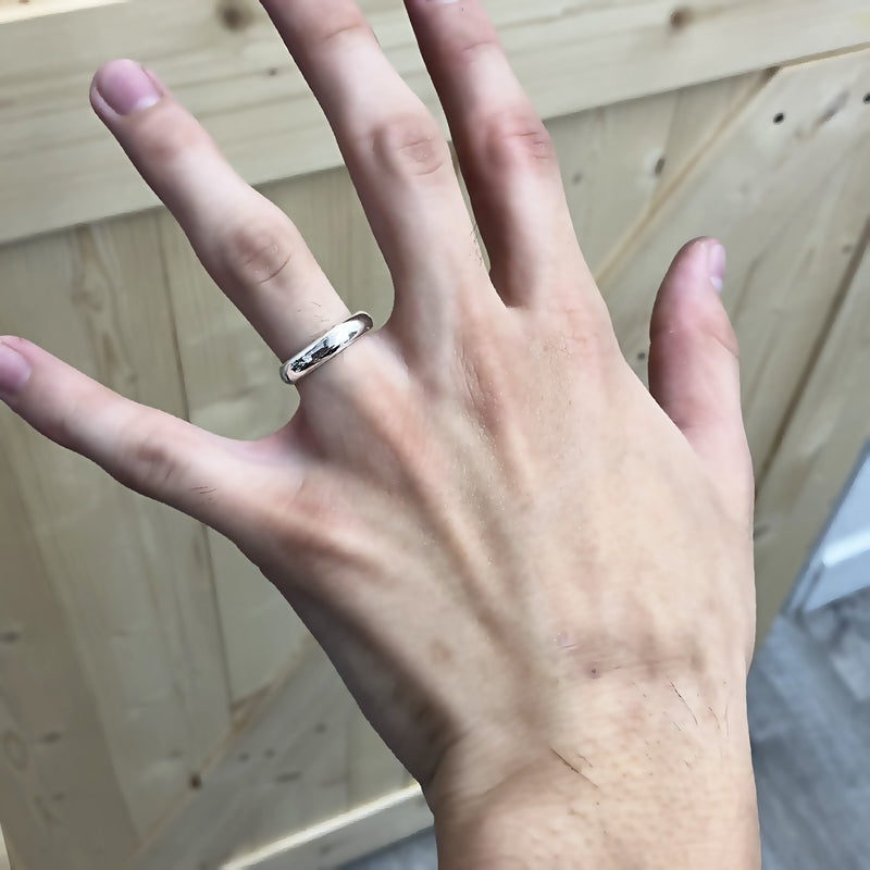 4mm Inner Engraved Ring_Barrel-Shaped [14K/18K Gold/Platinum]